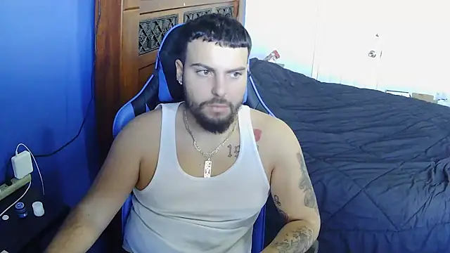 Snapshot of MasterKvn chatting on February 10, 2025, 9:47 pm MasterKvn online show from February 10, 2025, 9:47 pm