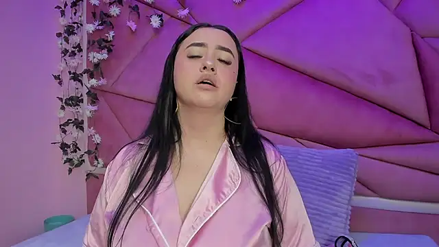 Victoria Rossy online show from November 13, 2025, 8:30 pm