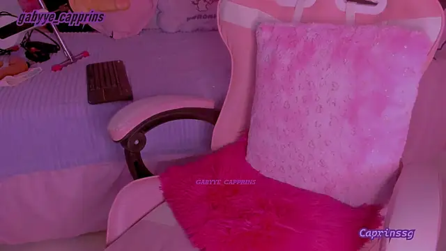 gabyye capprins online show from December 19, 2025, 12:06 am