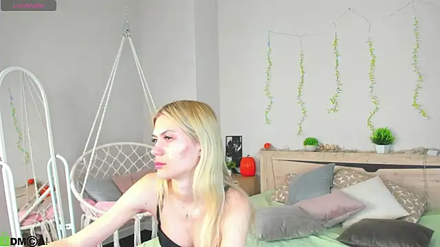 Cherry Price online show from June 11, 2026, 12:08 am