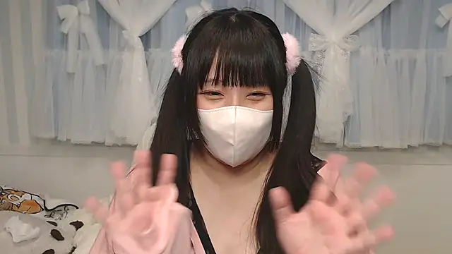 yua0727 online show from October 3, 2025, 1:19 pm