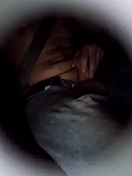 Spunwhiteboy1992 online show from October 18, 2025, 1:52 am