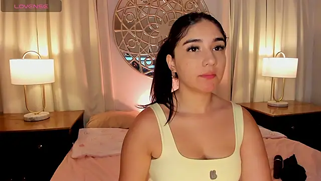 Snapshot of Belliinda_21 chatting on July 7, 2026, 6:56 pm Belliinda 21 online show from July 7, 2026, 6:56 pm