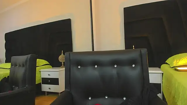 Loggan donnelly online show from January 5, 2025, 1:45 am