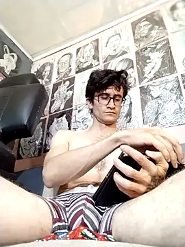 Snapshot of Loggan_donnelly chatting on February 17, 2026, 6:25 pm Loggan donnelly online show from February 17, 2026, 6:25 pm