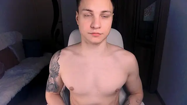 handsome guy01 online show from January 14, 2025, 5:08 am