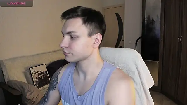 handsome guy01 online show from October 7, 2025, 4:26 pm