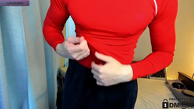 handsome guy01 online show from February 6, 2026, 11:13 am