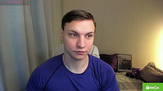 handsome guy01 online show from April 8, 2026, 11:16 pm