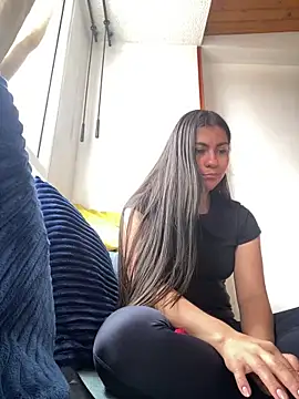 LorenaAmerica online show from December 1, 2024, 6:08 pm