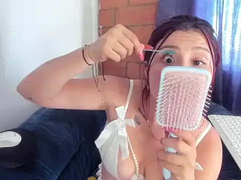 Snapshot of Salome__Fernandez chatting on January 27, 2025, 9:11 pm Salome Fernandez online show from January 27, 2025, 9:11 pm