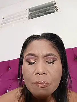 tiffany Bitch online show from July 1, 2026, 12:01 am