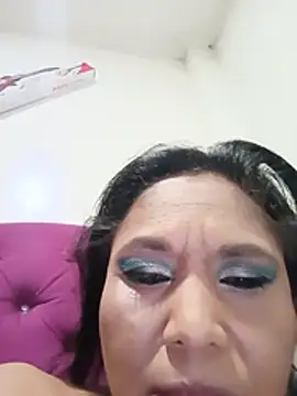 tiffany Bitch online show from July 29, 2026, 12:31 am