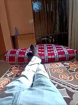 RRahullove69 online show from December 3, 2025, 9:07 am