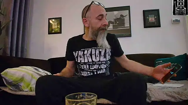 Kingsscepter online show from February 15, 2025, 10:42 pm