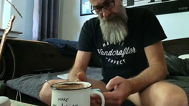 Kingsscepter online show from September 16, 2025, 1:23 pm