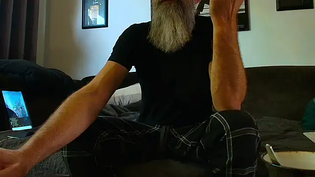 Kingsscepter online show from October 18, 2025, 9:21 am