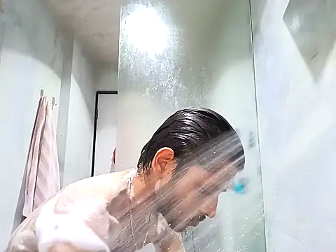 Snapshot of skinnyyyyyyyyy chatting on February 7, 2025, 4:06 am skinnyyyyyyyyy online show from February 7, 2025, 4:06 am