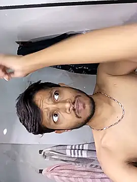 Snapshot of skinnyyyyyyyyy chatting on February 13, 2025, 3:07 am skinnyyyyyyyyy online show from February 13, 2025, 3:07 am