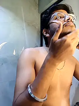 skinnyyyyyyyyy online show from March 4, 2026, 5:02 am