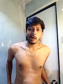 skinnyyyyyyyyy online show from April 20, 2026, 3:53 am