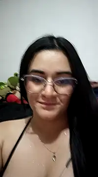 Snapshot of Hanna_Kinsley chatting on December 25, 2024, 1:31 am Hanna Kinsley online show from December 25, 2024, 1:31 am