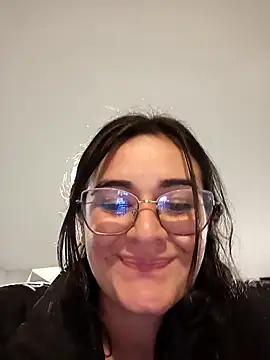 Snapshot of Hanna_Kinsley chatting on January 1, 2025, 5:43 am Hanna Kinsley online show from January 1, 2025, 5:43 am