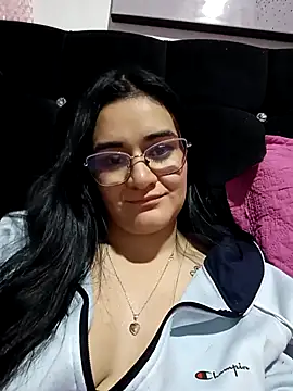 Snapshot of Hanna_Kinsley chatting on March 2, 2025, 4:50 am Hanna Kinsley online show from March 2, 2025, 4:50 am