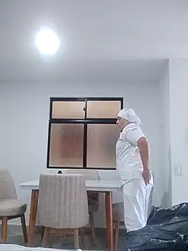  Prinscarlet  online show from October 5, 2025, 5:00 pm