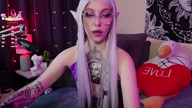 Snapshot of Succvbu7 chatting on March 4, 2025, 5:11 am Succvbu7 online show from March 4, 2025, 5:11 am