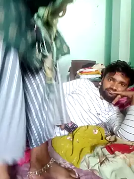 Snapshot of Surajpuja79 chatting on February 20, 2026, 8:05 am Surajpuja79 online show from February 20, 2026, 8:05 am