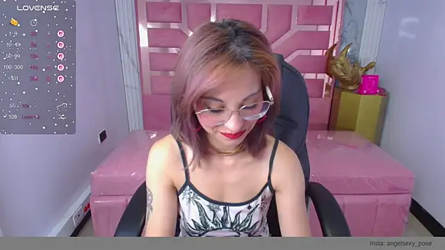 Snapshot of abril_ch_ chatting on May 11, 2026, 12:22 pm abril ch online show from May 11, 2026, 12:22 pm