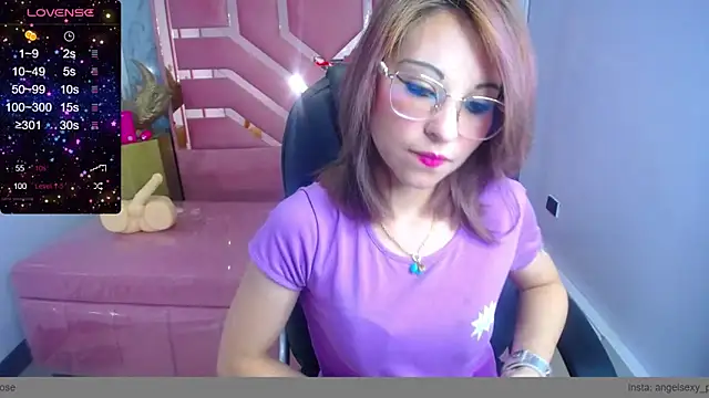 Snapshot of abril_ch_ chatting on May 24, 2026, 12:43 pm abril ch online show from May 24, 2026, 12:43 pm