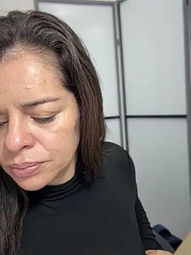 Snapshot of NATHALIA-28_ chatting on March 8, 2026, 1:15 pm NATHALIA-28 online show from March 8, 2026, 1:15 pm