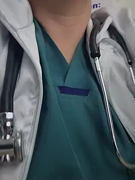 Snapshot of NATHALIA-28_ chatting on March 26, 2026, 12:11 pm NATHALIA-28 online show from March 26, 2026, 12:11 pm