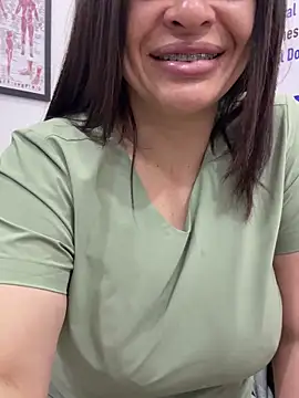 Snapshot of NATHALIA-28_ chatting on April 10, 2026, 12:32 pm NATHALIA-28 online show from April 10, 2026, 12:32 pm