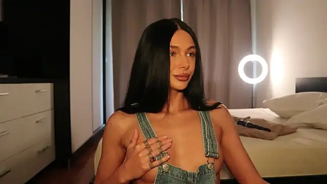 IvyKaelani online show from April 30, 2026, 1:50 pm