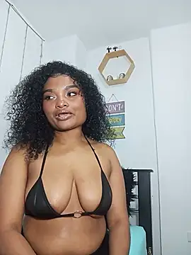 gianna smith online show from July 18, 2026, 10:46 pm