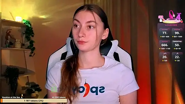 lady curls online show from April 11, 2026, 10:14 pm