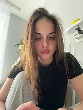 AmiLavs online show from February 18, 2026, 10:55 am