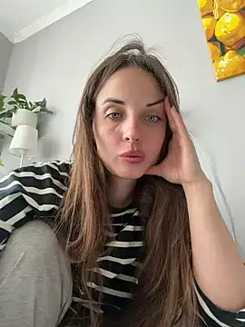 AmiLavs online show from April 2, 2026, 10:46 am