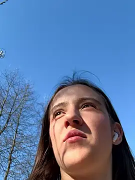 Snapshot of EmilyWi_ chatting on March 20, 2025, 1:59 pm EmilyWi  online show from March 20, 2025, 1:59 pm