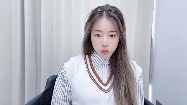 Snapshot of chloe-01 chatting on December 20, 2024, 4:31 am chloe-01 online show from December 20, 2024, 4:31 am