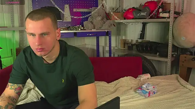 Snapshot of vance_rulez chatting on March 2, 2025, 8:27 am vance rulez online show from March 2, 2025, 8:27 am