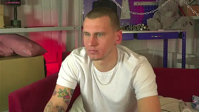 Snapshot of vance_rulez chatting on March 2, 2025, 2:32 pm vance rulez online show from March 2, 2025, 2:32 pm