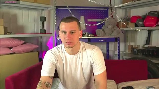 Snapshot of vance_rulez chatting on March 5, 2025, 7:49 am vance rulez online show from March 5, 2025, 7:49 am