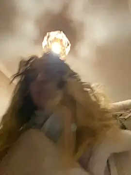 Emily the temptress  online show from March 13, 2025, 5:18 pm