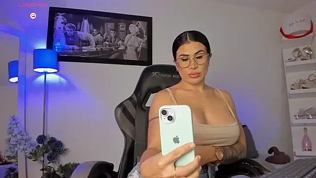 Adribaute online show from April 3, 2026, 5:00 pm