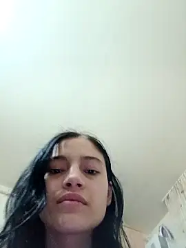 Snapshot of Virgin_Pussy_Love chatting on April 25, 2026, 9:12 pm Virgin Pussy Love online show from April 25, 2026, 9:12 pm