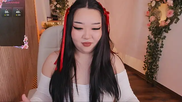 Snapshot of mei_honey_ chatting on December 17, 2024, 5:29 am mei honey  online show from December 17, 2024, 5:29 am